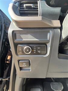 2024 Ford F-150 XLT   - Photo 12 - Santa Fe, NM 87505