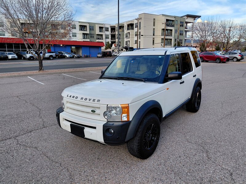 2008 Land Rover LR3 HSE  V8 LUXURY - Photo 1 - Santa Fe, NM 87505