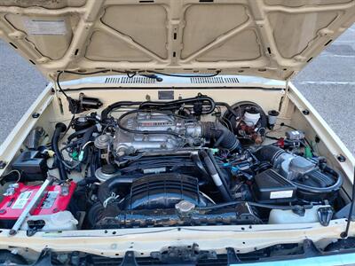 1988 Toyota Pickup 2dr 4X4 - Photo 15 - Santa Fe, NM 87505