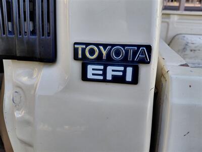 1988 Toyota Pickup 2dr 4X4 - Photo 14 - Santa Fe, NM 87505