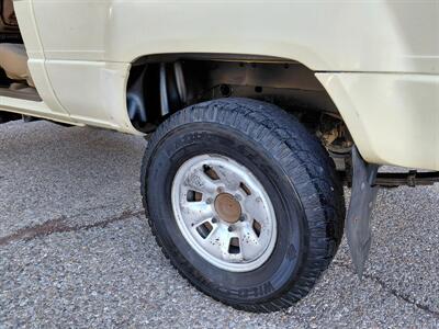 1988 Toyota Pickup 2dr 4X4 - Photo 7 - Santa Fe, NM 87505