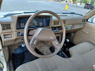 1988 Toyota Pickup 2dr 4X4 - Photo 17 - Santa Fe, NM 87505