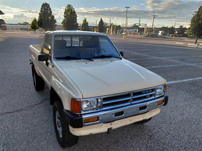 1988 Toyota Pickup 2dr 4X4 - Photo 4 - Santa Fe, NM 87505