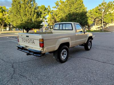 1988 Toyota Pickup 2dr 4X4 - Photo 9 - Santa Fe, NM 87505