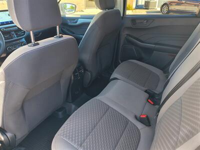 2022 Ford Escape Hybrid SE   - Photo 23 - Goshen, IN 46526