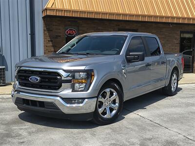 2023 Ford F-150 XLT   - Photo 2 - Goshen, IN 46526