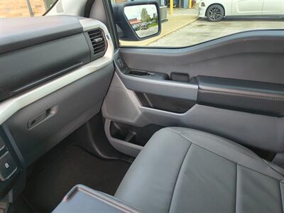 2023 Ford F-150 XLT   - Photo 14 - Goshen, IN 46526