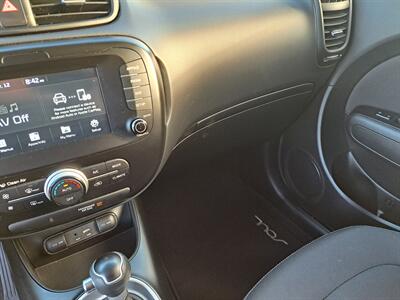 2018 Kia Soul +   - Photo 13 - Goshen, IN 46526