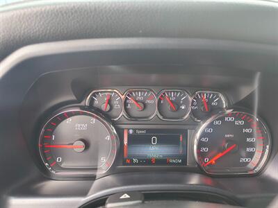 2015 GMC Sierra 1500 SLE   - Photo 11 - Goshen, IN 46526