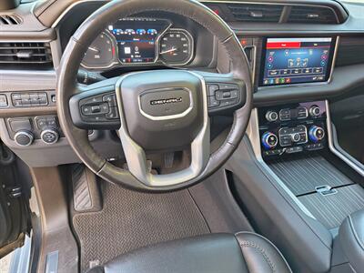 2021 GMC Yukon Denali   - Photo 13 - Goshen, IN 46526