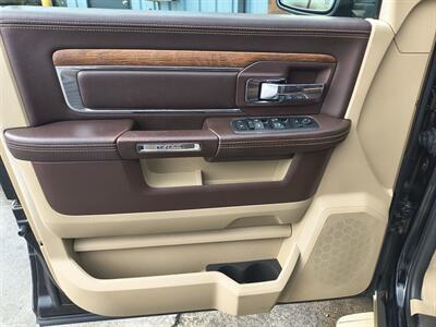 2015 RAM 1500 Laramie Longhorn   - Photo 24 - Goshen, IN 46526