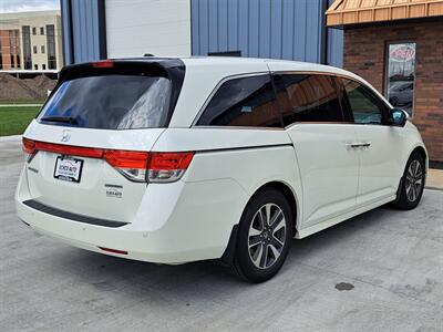 2016 Honda Odyssey Touring   - Photo 5 - Goshen, IN 46526