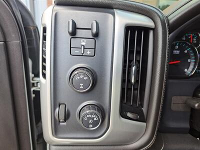 2017 GMC Sierra 2500HD SLT   - Photo 17 - Goshen, IN 46526
