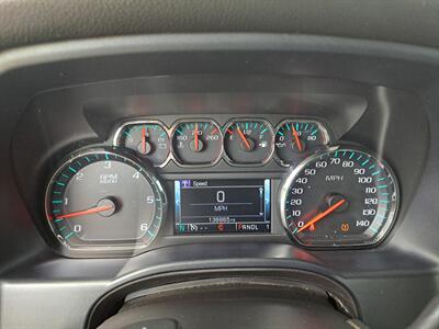 2017 GMC Sierra 2500HD SLT   - Photo 12 - Goshen, IN 46526