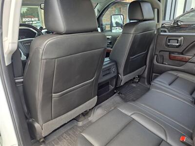 2017 GMC Sierra 2500HD SLT   - Photo 21 - Goshen, IN 46526