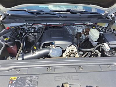 2017 GMC Sierra 2500HD SLT   - Photo 29 - Goshen, IN 46526