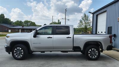2021 Chevrolet Silverado 2500HD Custom   - Photo 3 - Goshen, IN 46526
