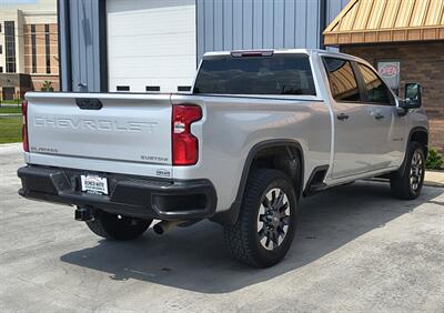 2021 Chevrolet Silverado 2500HD Custom   - Photo 6 - Goshen, IN 46526