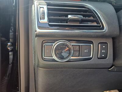 2018 Lincoln Navigator L Reserve   - Photo 14 - Goshen, IN 46526