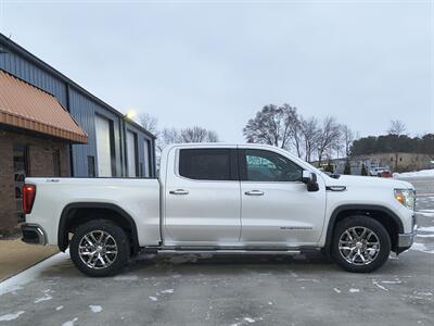 2021 GMC Sierra 1500 SLT   - Photo 7 - Goshen, IN 46526