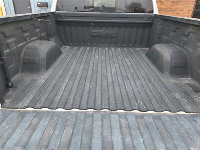 2021 GMC Sierra 1500 SLT   - Photo 29 - Goshen, IN 46526