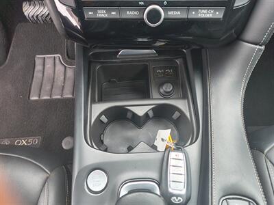 2021 INFINITI QX50 Luxe   - Photo 18 - Goshen, IN 46526
