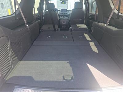 2023 Chevrolet Suburban Premier   - Photo 31 - Goshen, IN 46526