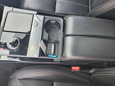 2018 Land Rover Range Rover Velar P250 R-Dynamic SE - Photo 13 - Goshen, IN 46526