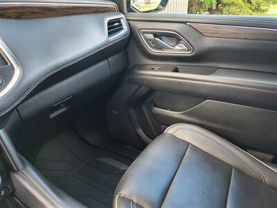 2023 Chevrolet Suburban Premier   - Photo 14 - Goshen, IN 46526