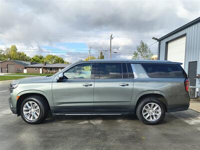 2023 Chevrolet Suburban Premier   - Photo 3 - Goshen, IN 46526