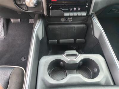 2025 RAM 1500 Laramie   - Photo 18 - Goshen, IN 46526