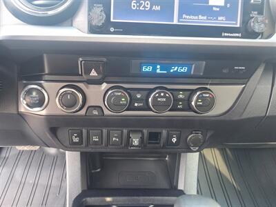 2021 Toyota Tacoma TRD Sport   - Photo 16 - Goshen, IN 46526