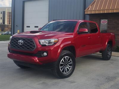 2021 Toyota Tacoma TRD Sport   - Photo 2 - Goshen, IN 46526