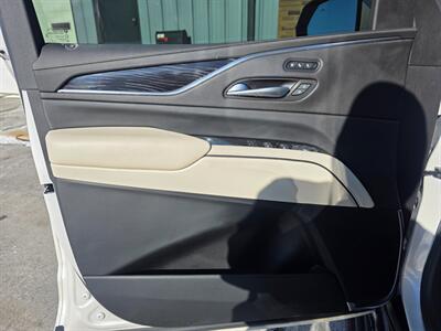 2021 Cadillac Escalade Sport - Photo 23 - Goshen, IN 46526