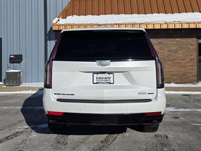 2021 Cadillac Escalade Sport - Photo 5 - Goshen, IN 46526