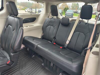 2018 Chrysler Pacifica Touring L Plus - Photo 25 - Goshen, IN 46526