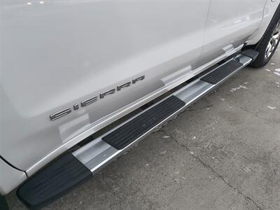 2021 GMC Sierra 1500 SLT   - Photo 31 - Goshen, IN 46526