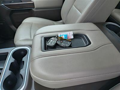 2021 GMC Sierra 1500 SLT   - Photo 18 - Goshen, IN 46526