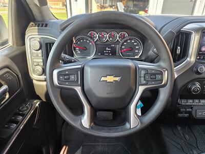 2019 Chevrolet Silverado 1500 LT   - Photo 11 - Goshen, IN 46526