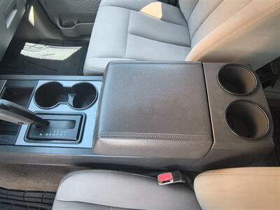 2013 Ford Expedition XLT   - Photo 15 - Goshen, IN 46526