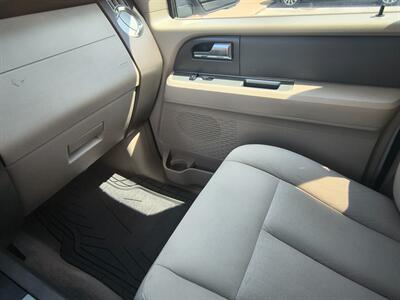 2013 Ford Expedition XLT   - Photo 16 - Goshen, IN 46526