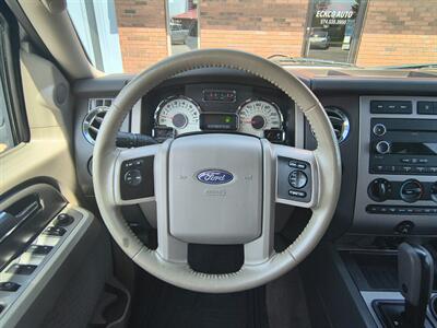 2013 Ford Expedition XLT   - Photo 12 - Goshen, IN 46526