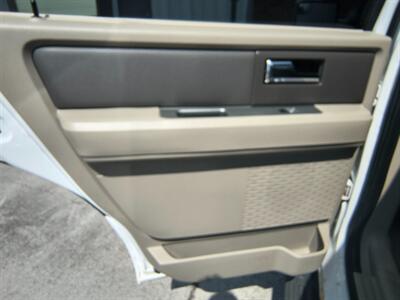 2013 Ford Expedition XLT   - Photo 23 - Goshen, IN 46526