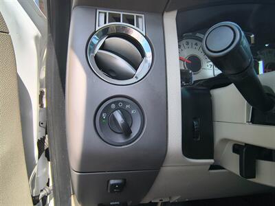 2013 Ford Expedition XLT   - Photo 18 - Goshen, IN 46526