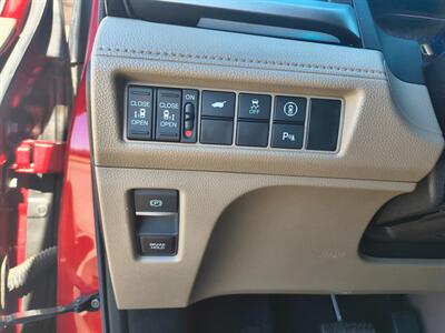 2022 Honda Odyssey Touring   - Photo 20 - Goshen, IN 46526