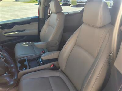 2022 Honda Odyssey Touring   - Photo 12 - Goshen, IN 46526