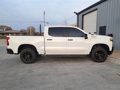 2021 Chevrolet Silverado 1500 LT Trail Boss   - Photo 6 - Goshen, IN 46526