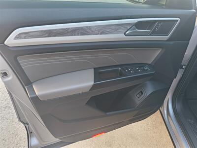2021 Volkswagen Atlas Cross Sport V6 SE   - Photo 20 - Goshen, IN 46526