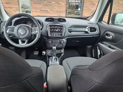 2023 Jeep Renegade Latitude   - Photo 18 - Goshen, IN 46526