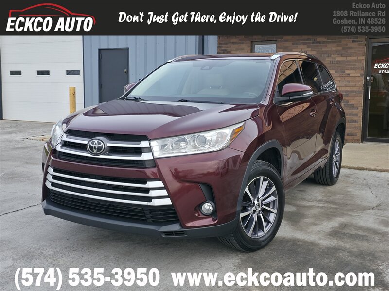 2018 Toyota Highlander XLE   - Photo 1 - Goshen, IN 46526